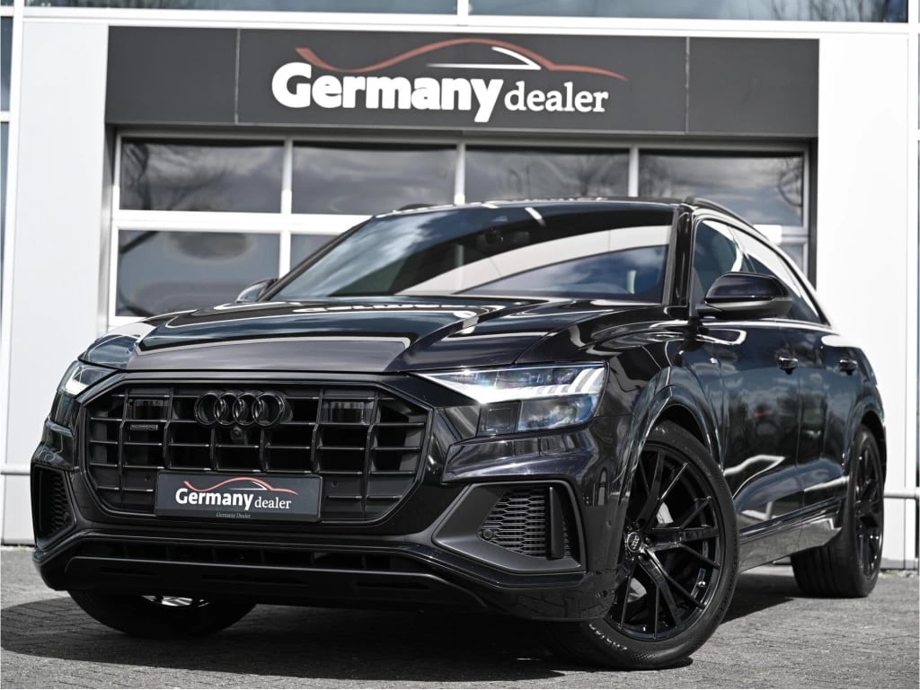 Hoofdafbeelding Audi Q8