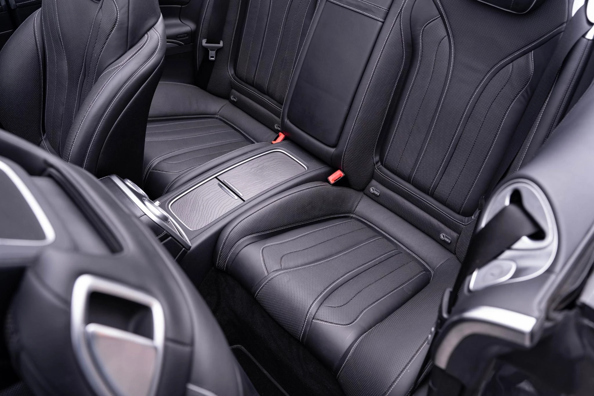 Hoofdafbeelding Mercedes-Benz S-Klasse