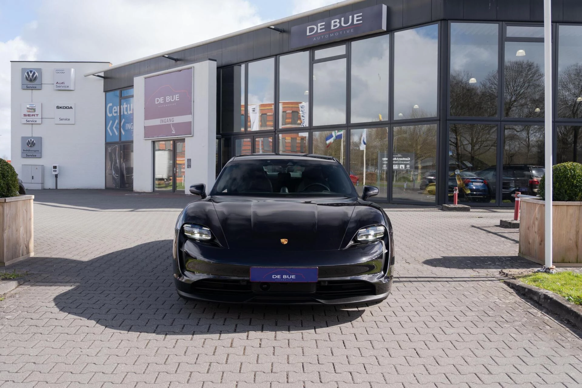 Hoofdafbeelding Porsche Taycan