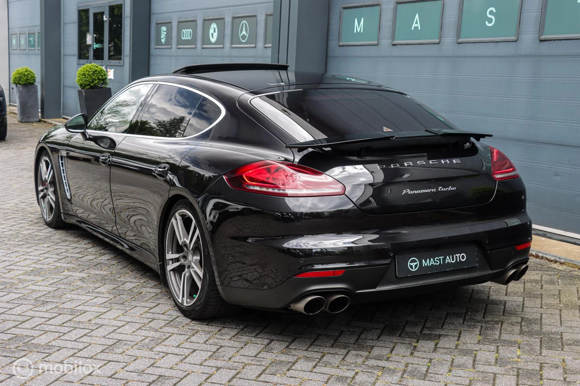 Hoofdafbeelding Porsche Panamera