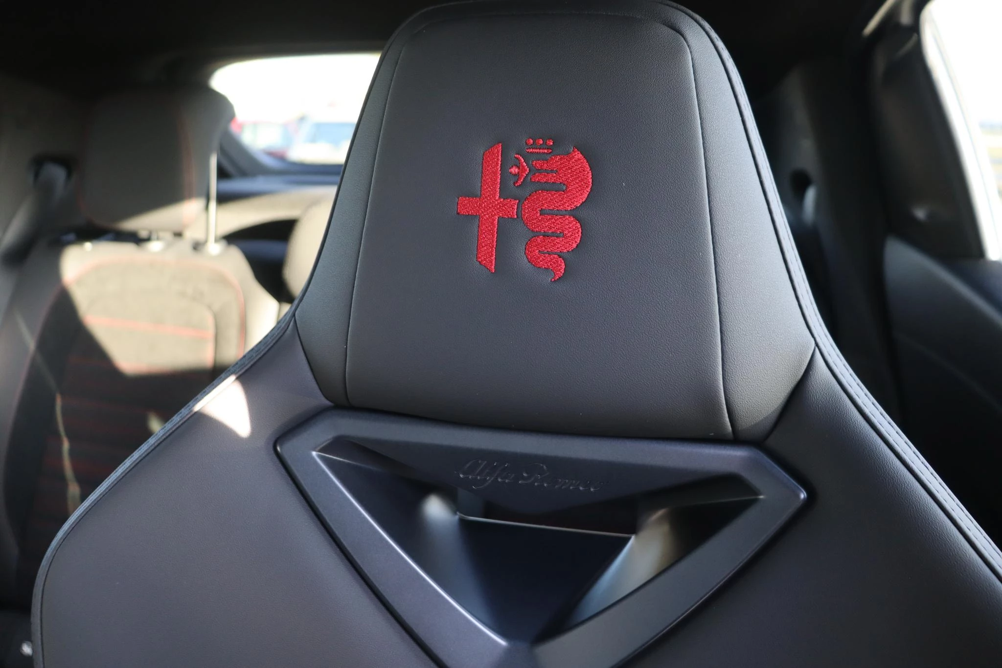 Hoofdafbeelding Alfa Romeo Junior