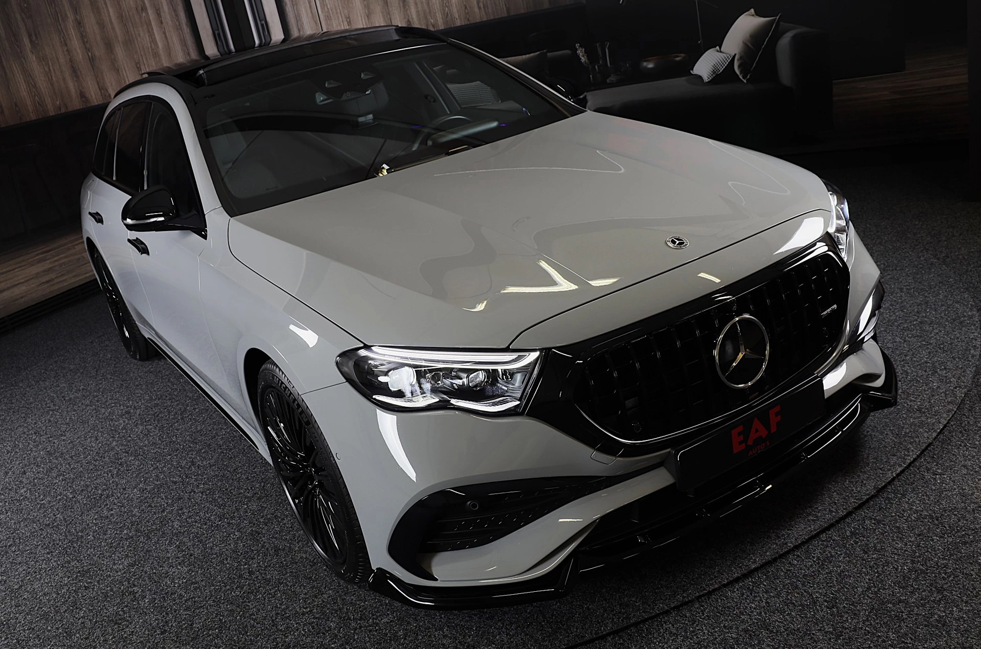 Hoofdafbeelding Mercedes-Benz E-Klasse