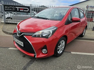 Toyota Yaris 1.0 VVT-i Access camera