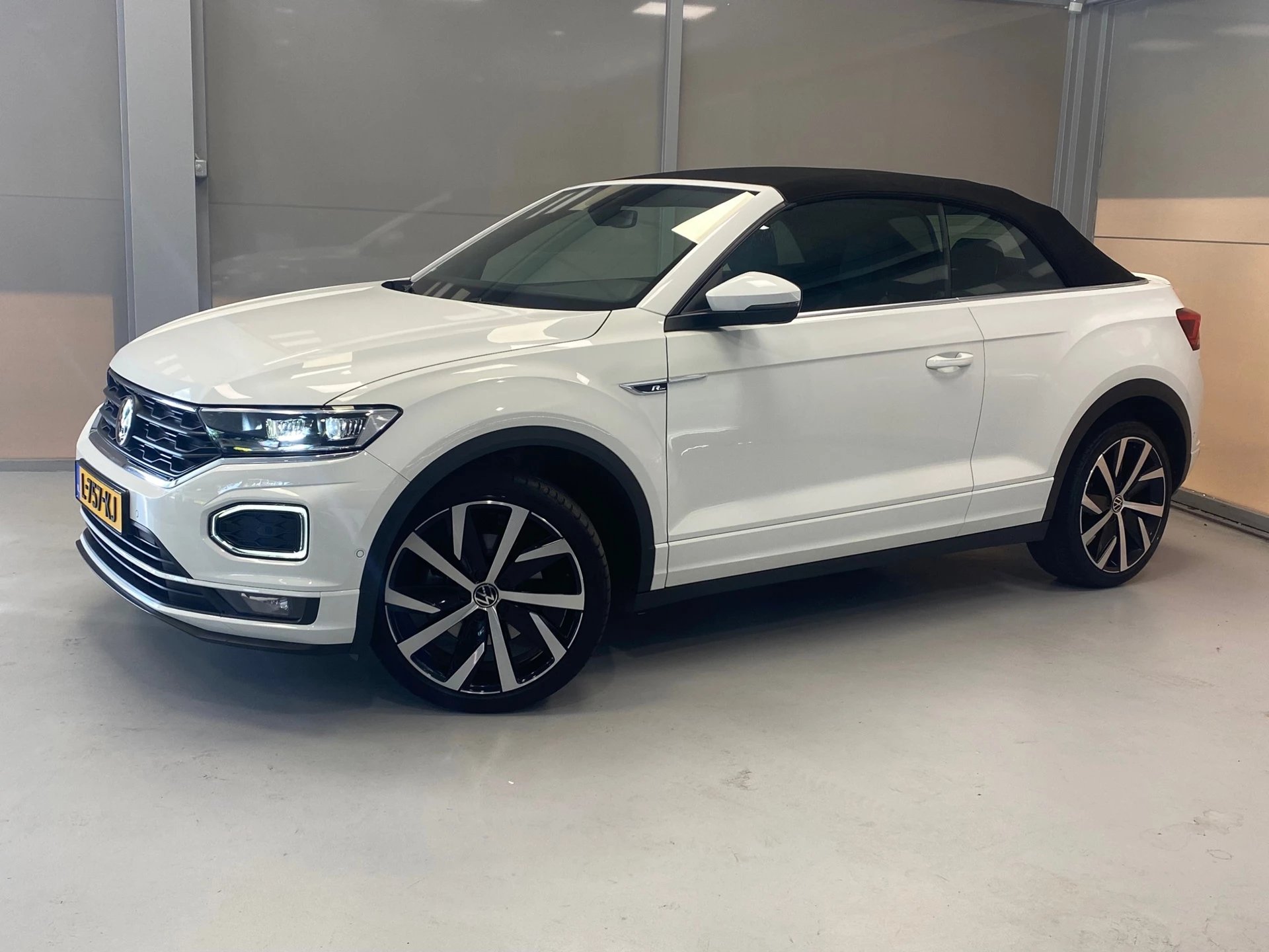 Hoofdafbeelding Volkswagen T-Roc