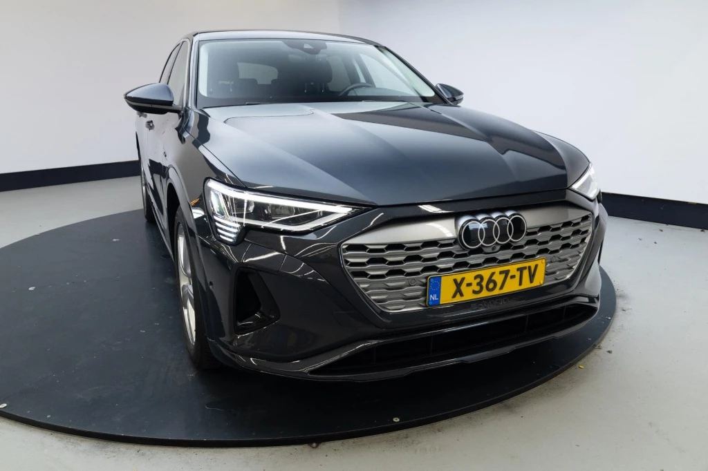 Hoofdafbeelding Audi Q8 e-tron