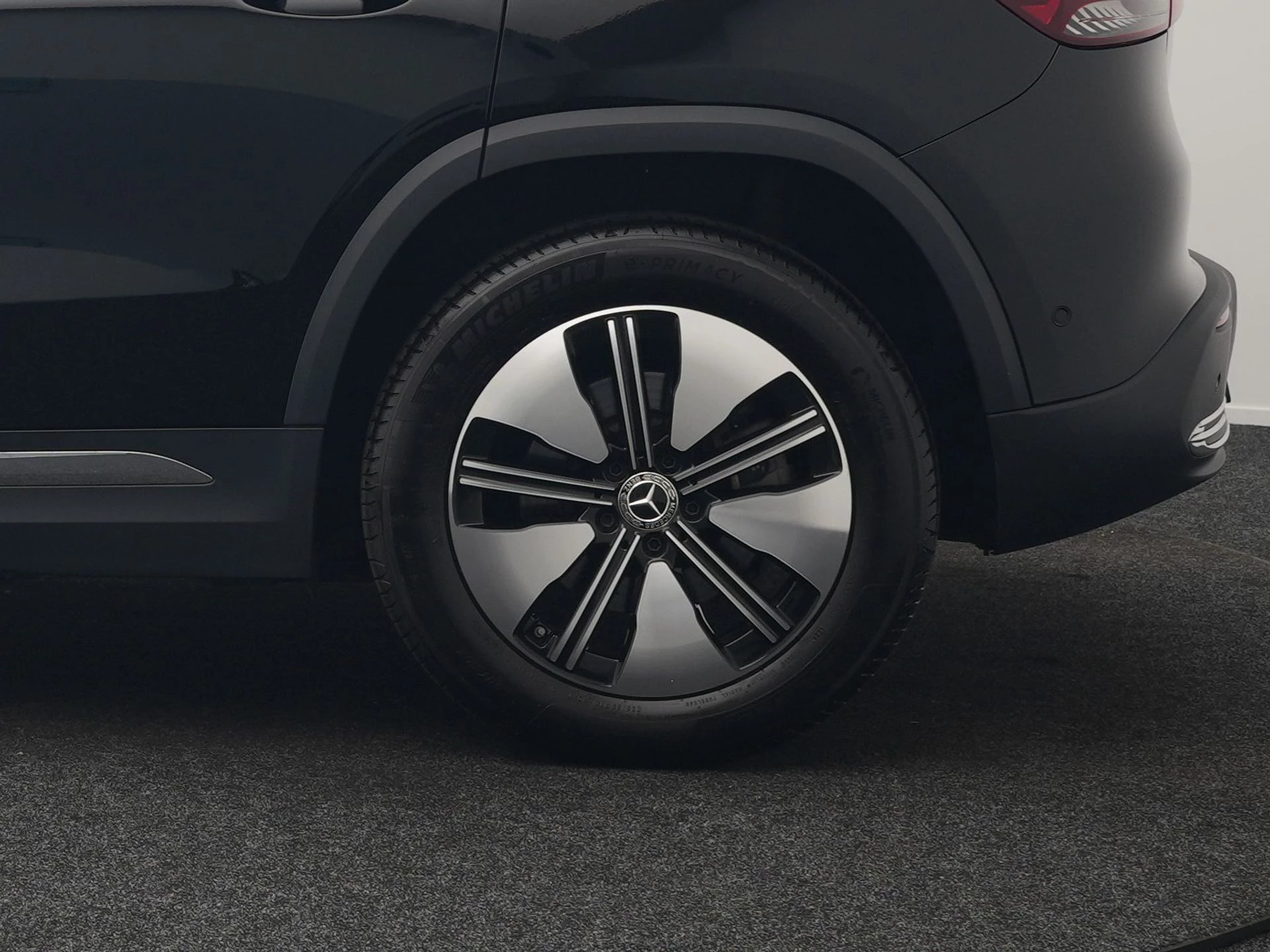 Hoofdafbeelding Mercedes-Benz EQA
