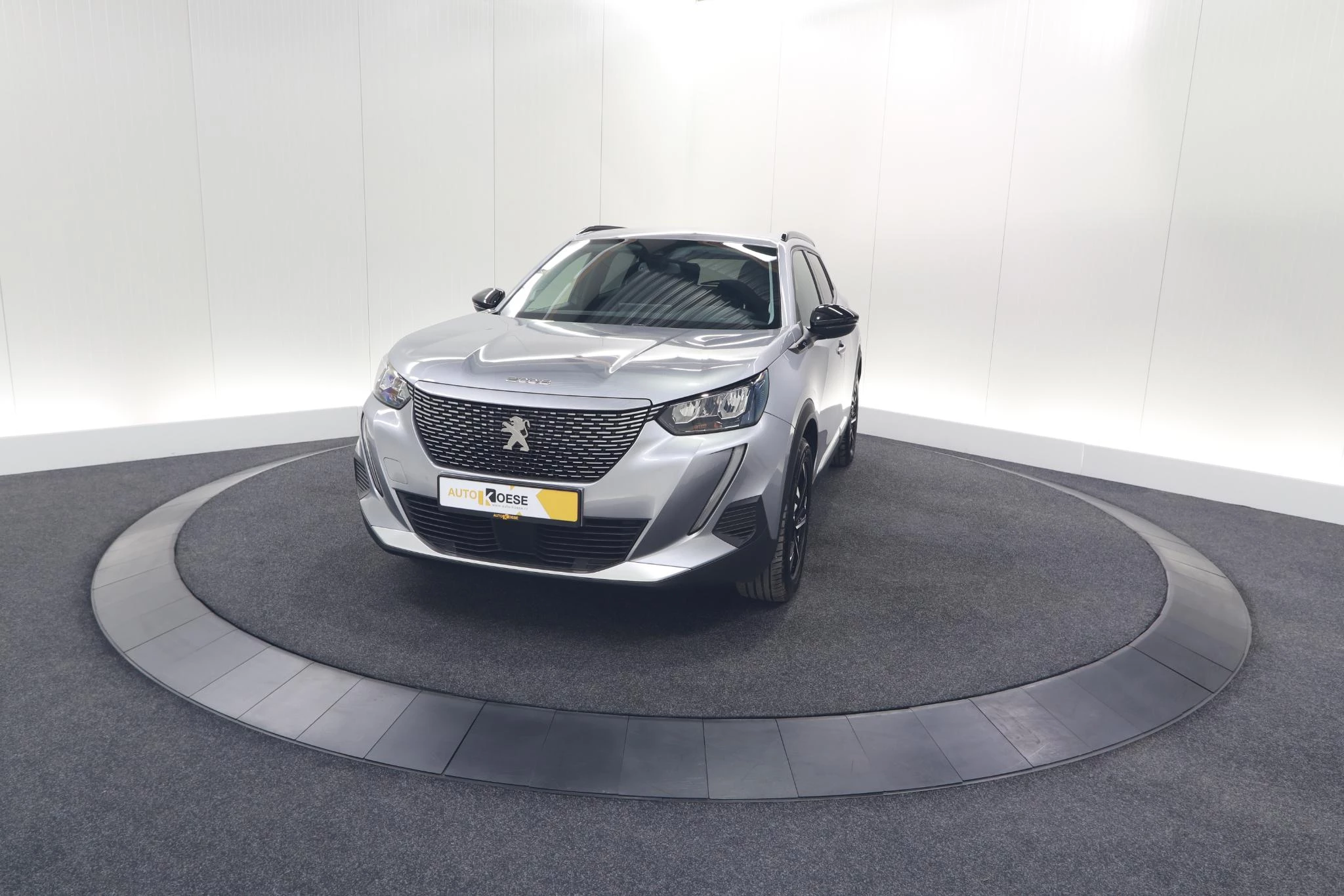 Hoofdafbeelding Peugeot e-2008