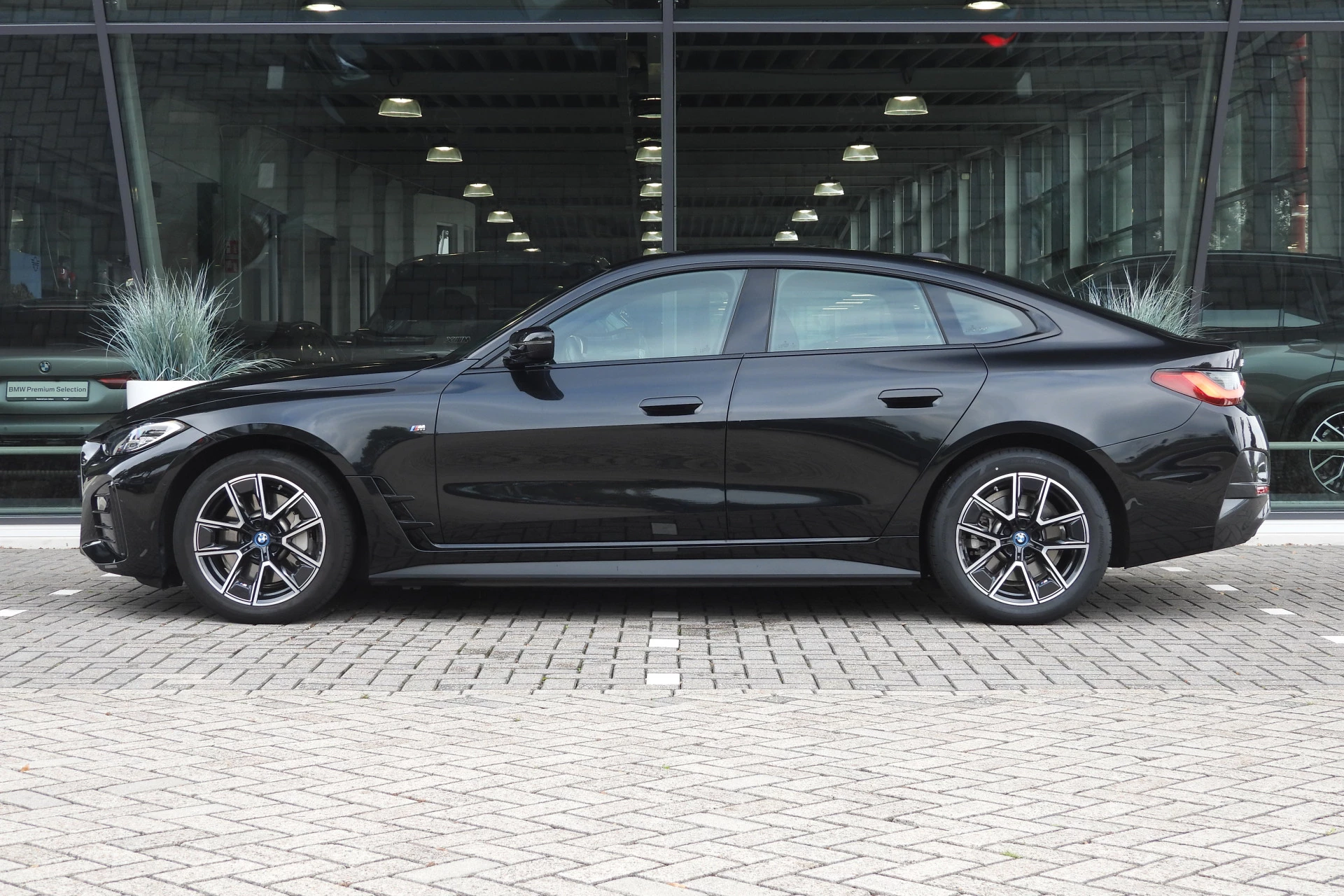 Hoofdafbeelding BMW i4