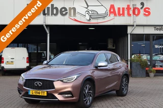 Hoofdafbeelding Infiniti Q Infiniti Q30 1.6t Premium Tech Navigatie, Panoramadak, Camera, Cruise control, Stoelverwarming, Bose Soundsystem