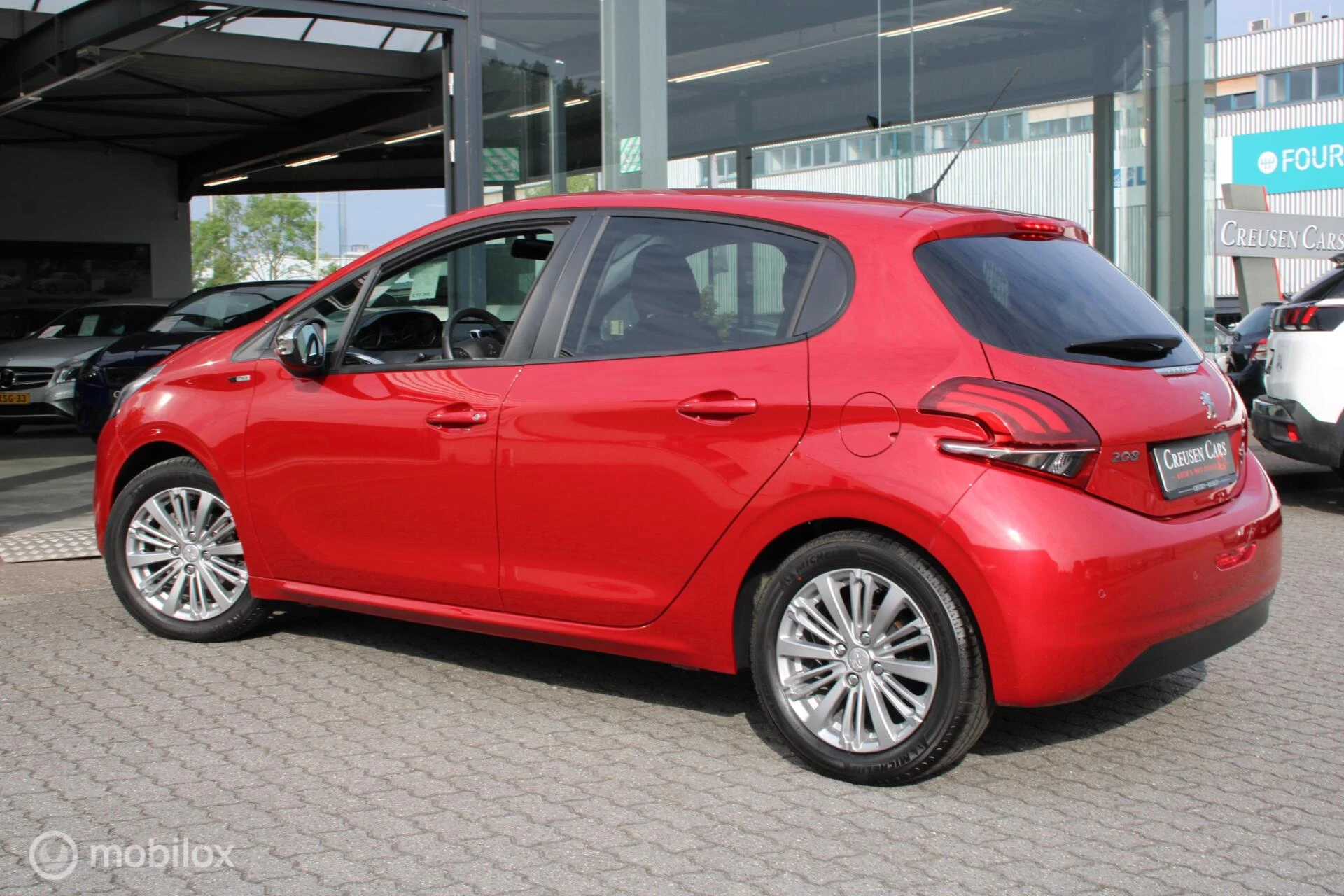 Hoofdafbeelding Peugeot 208
