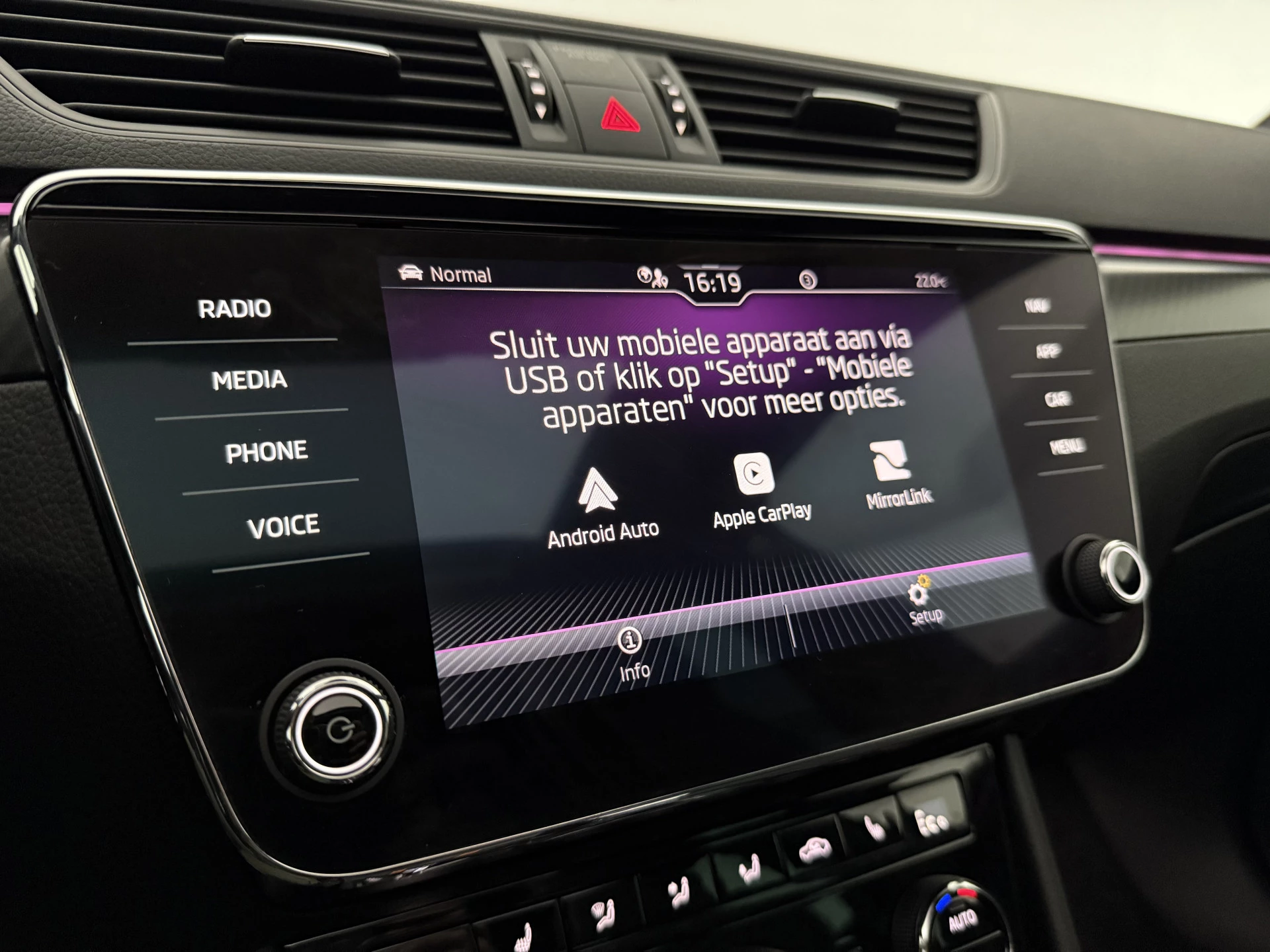 Hoofdafbeelding Škoda Superb