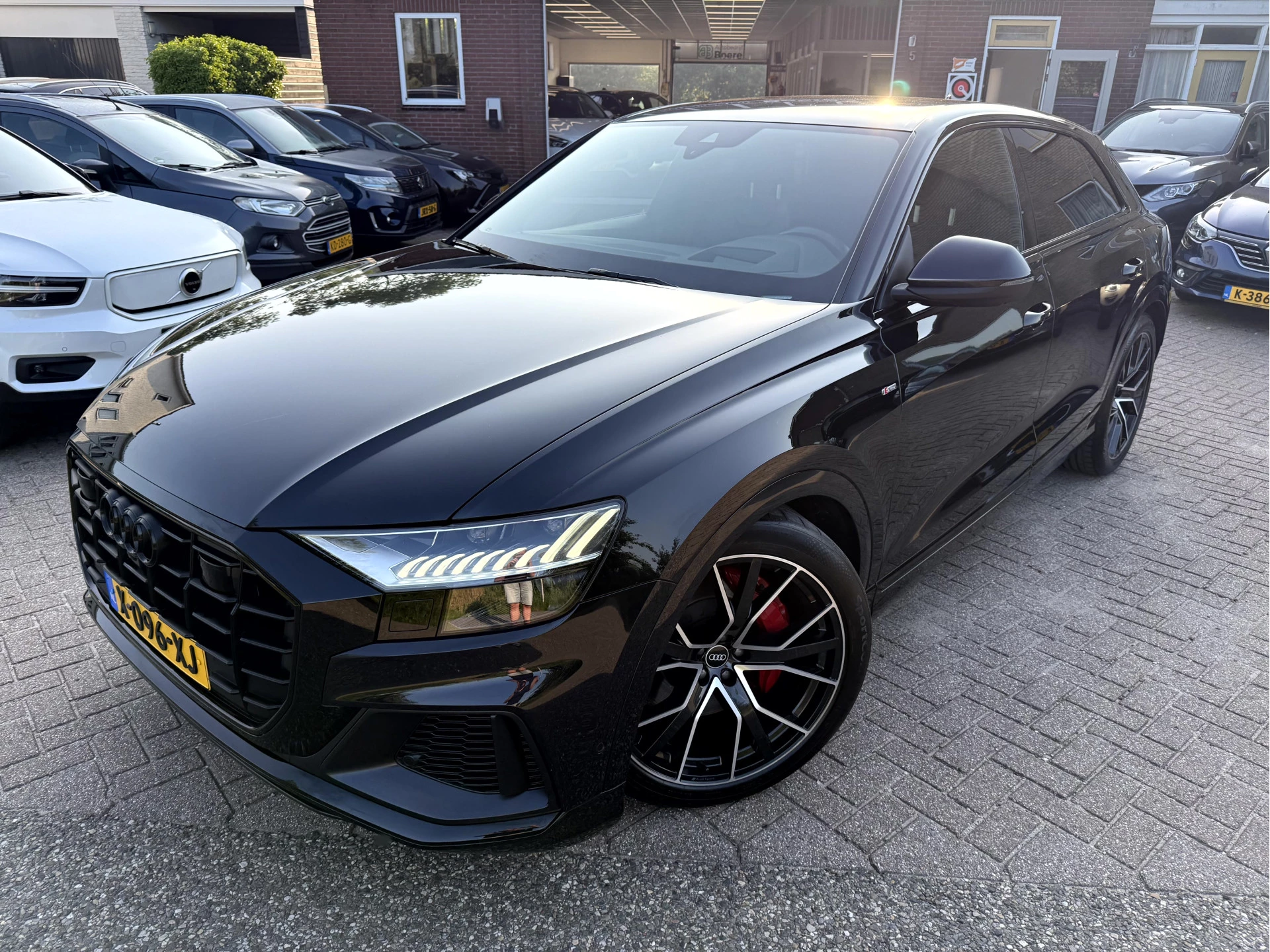 Hoofdafbeelding Audi Q8