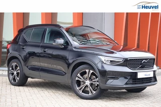 Volvo XC40 T4 Recharge Plus Dark | Stoelverwarming | Trekhaak | Parkeercamera | H/K | Keyless