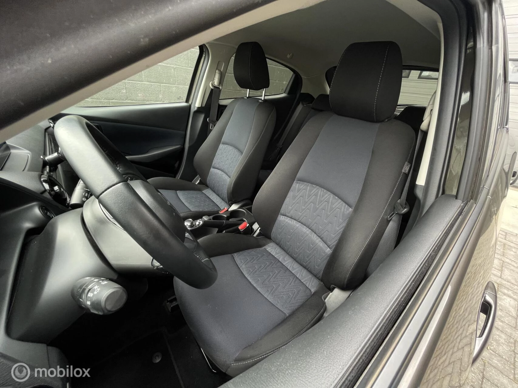 Hoofdafbeelding Mazda 2