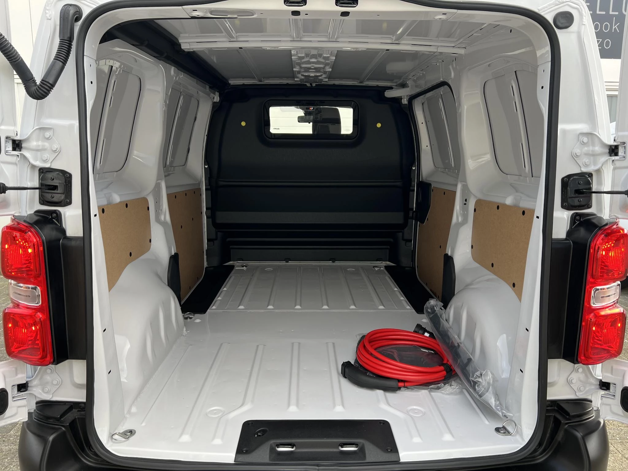 Hoofdafbeelding Opel Vivaro-e