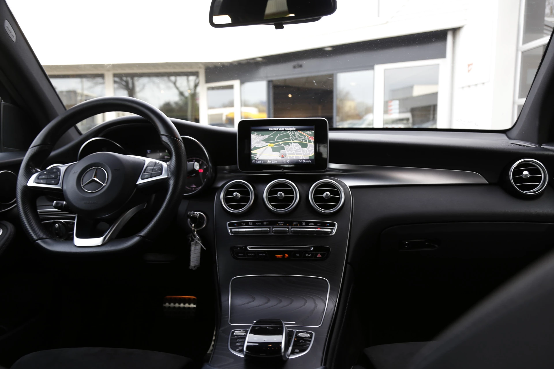Hoofdafbeelding Mercedes-Benz GLC