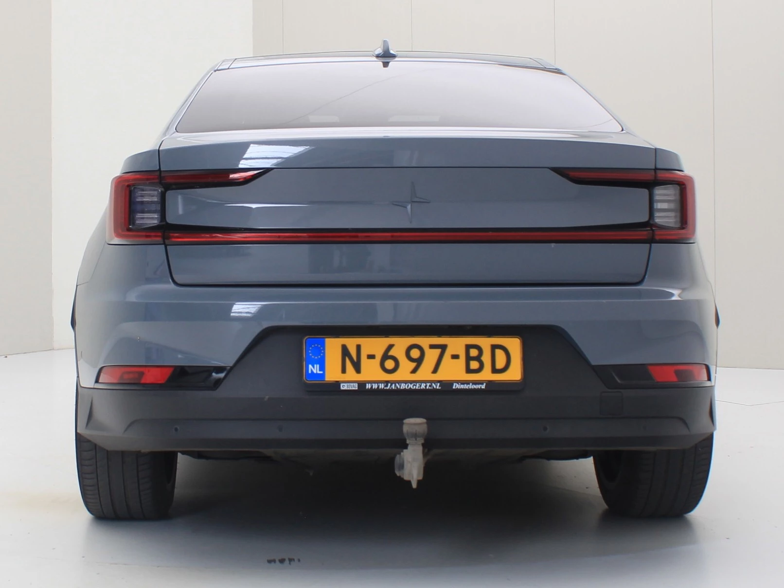 Hoofdafbeelding Polestar 2