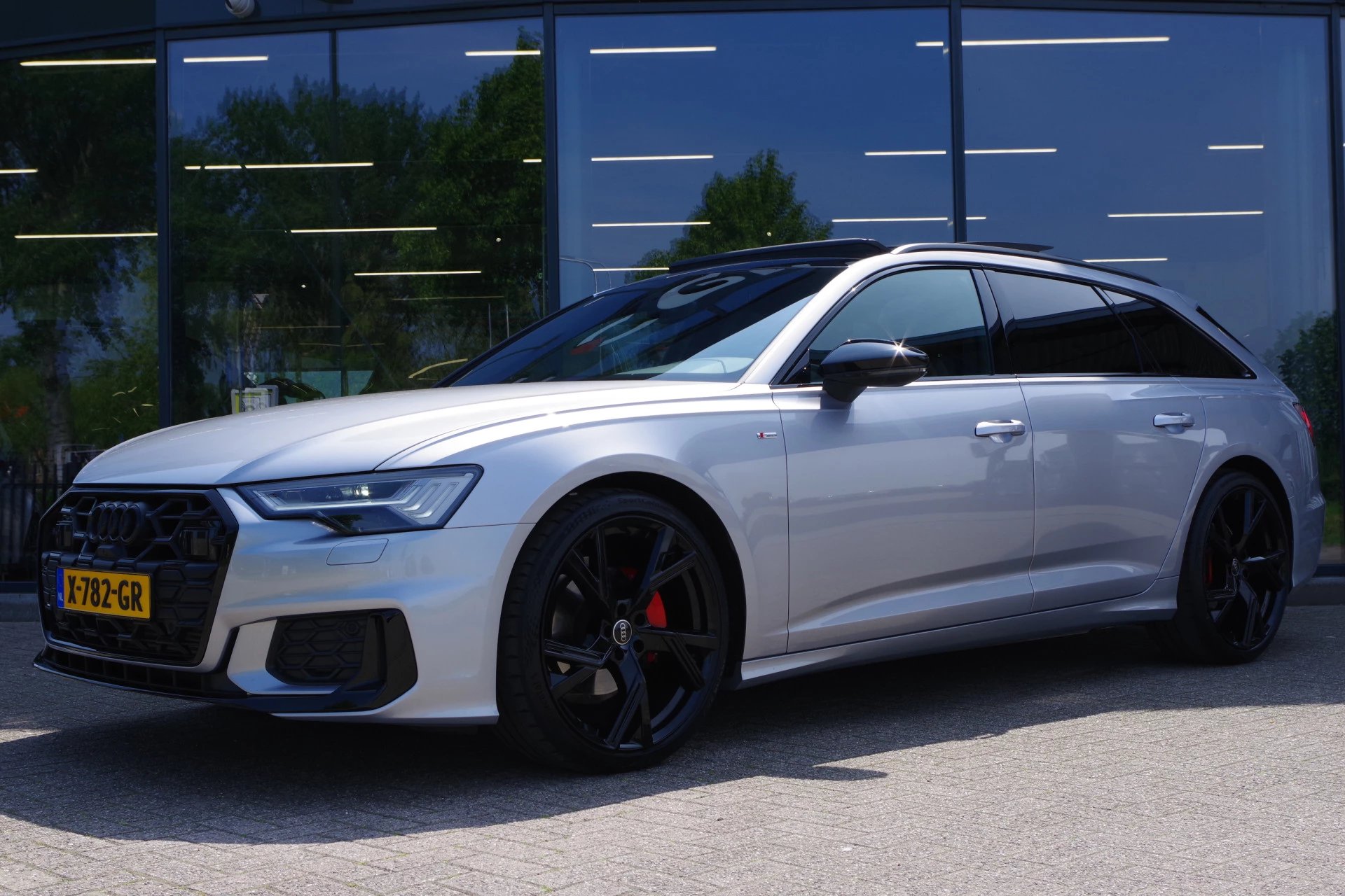 Hoofdafbeelding Audi A6