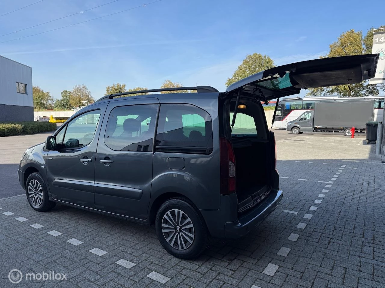 Hoofdafbeelding Peugeot Partner