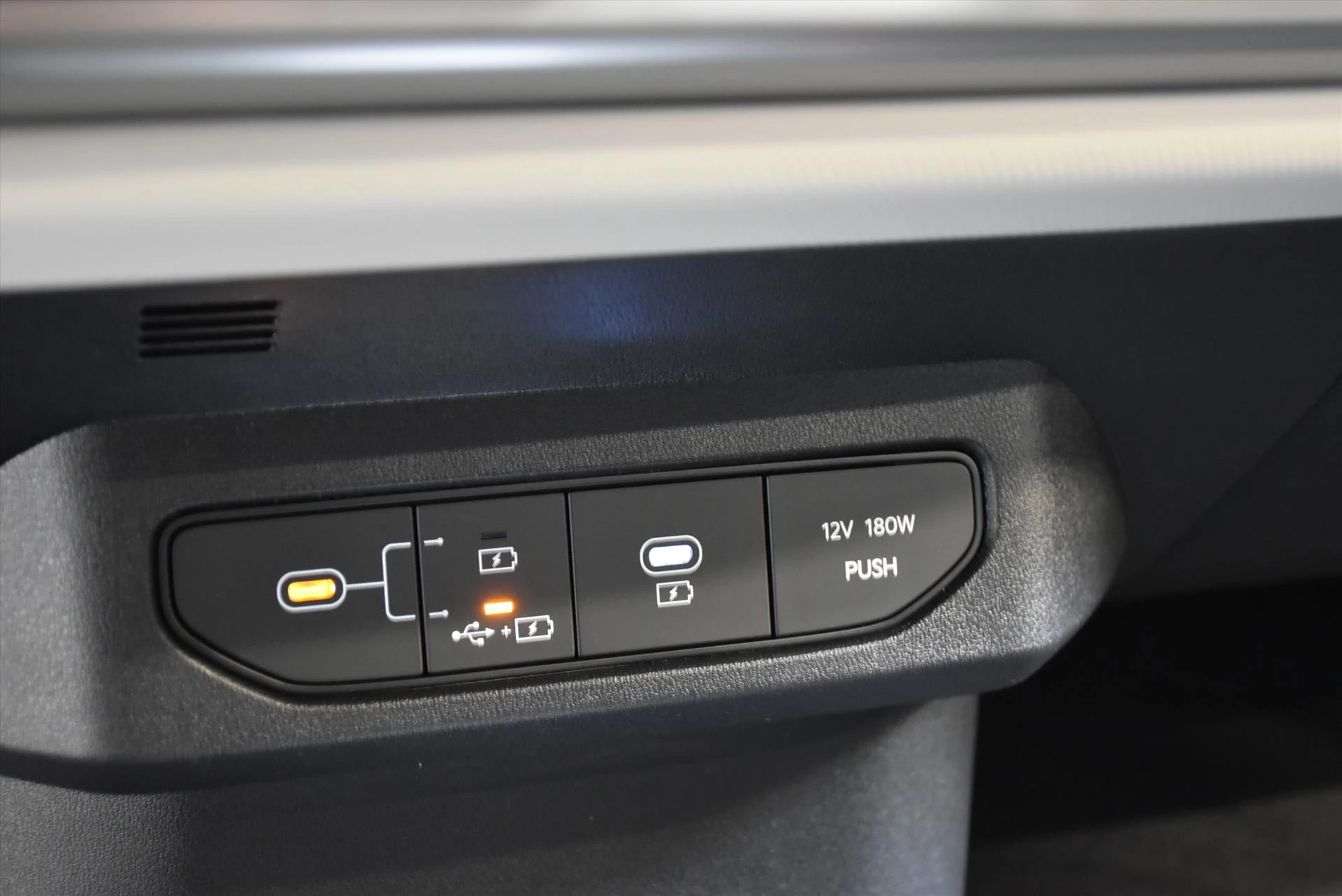 Hoofdafbeelding Kia EV4