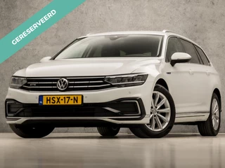 Volkswagen Passat Variant 1.4 TSI PHEV GTE Business 218Pk Automaat (DRAADLOOS APPLE CARPLAY, GROOT NAVI, CLIMATE, LEDER/ALCANTARA, TREKHAAK, STOELVERWARMING, CAMERA, ADAPTIVE CRUISE, KEYLESS, NIEUWSTAAT)