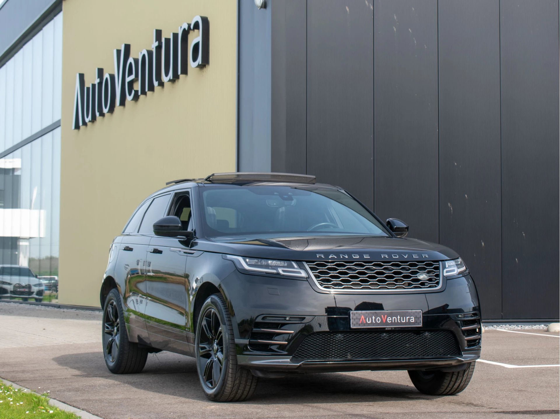 Hoofdafbeelding Land Rover Range Rover Velar