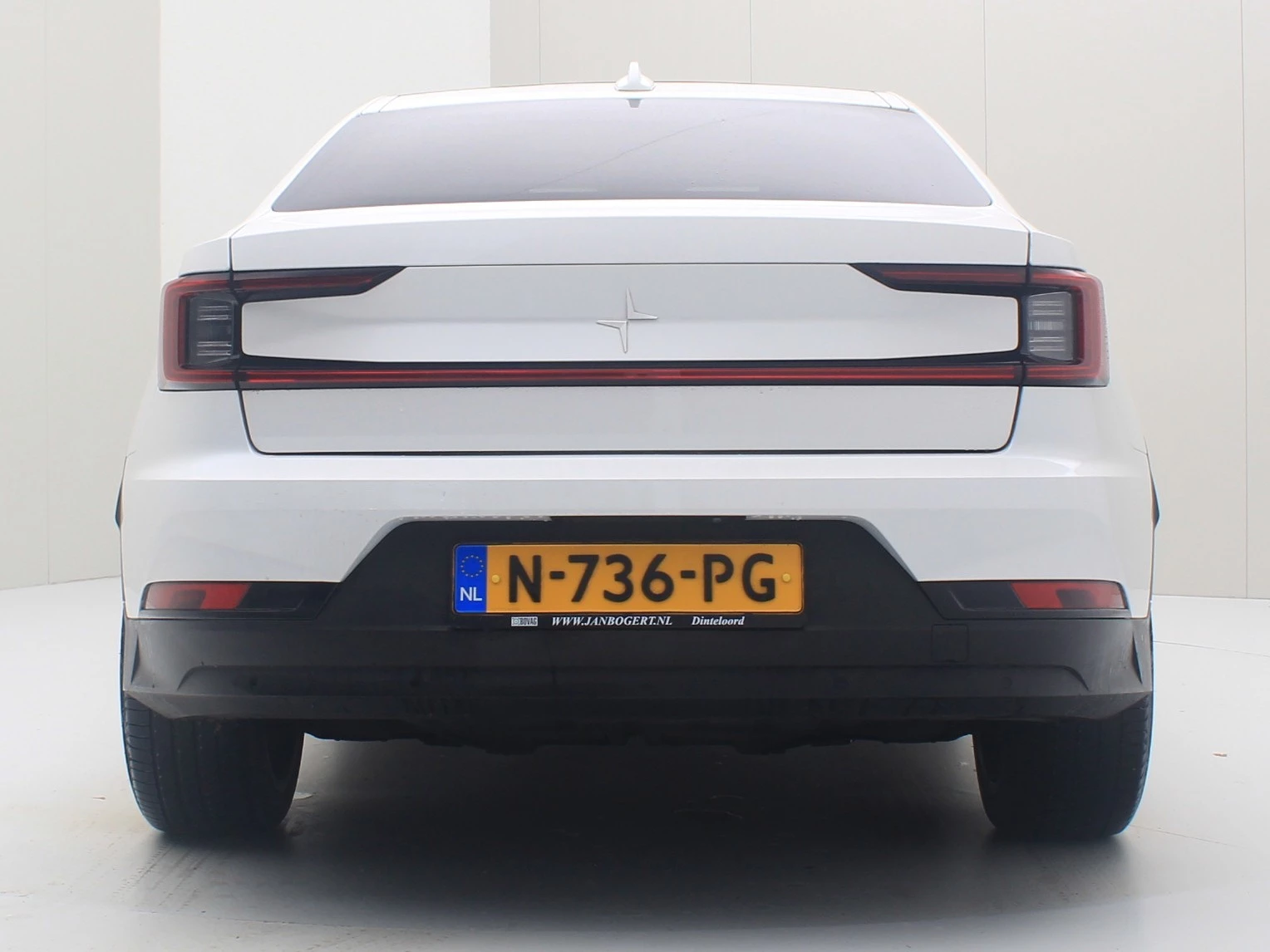 Hoofdafbeelding Polestar 2