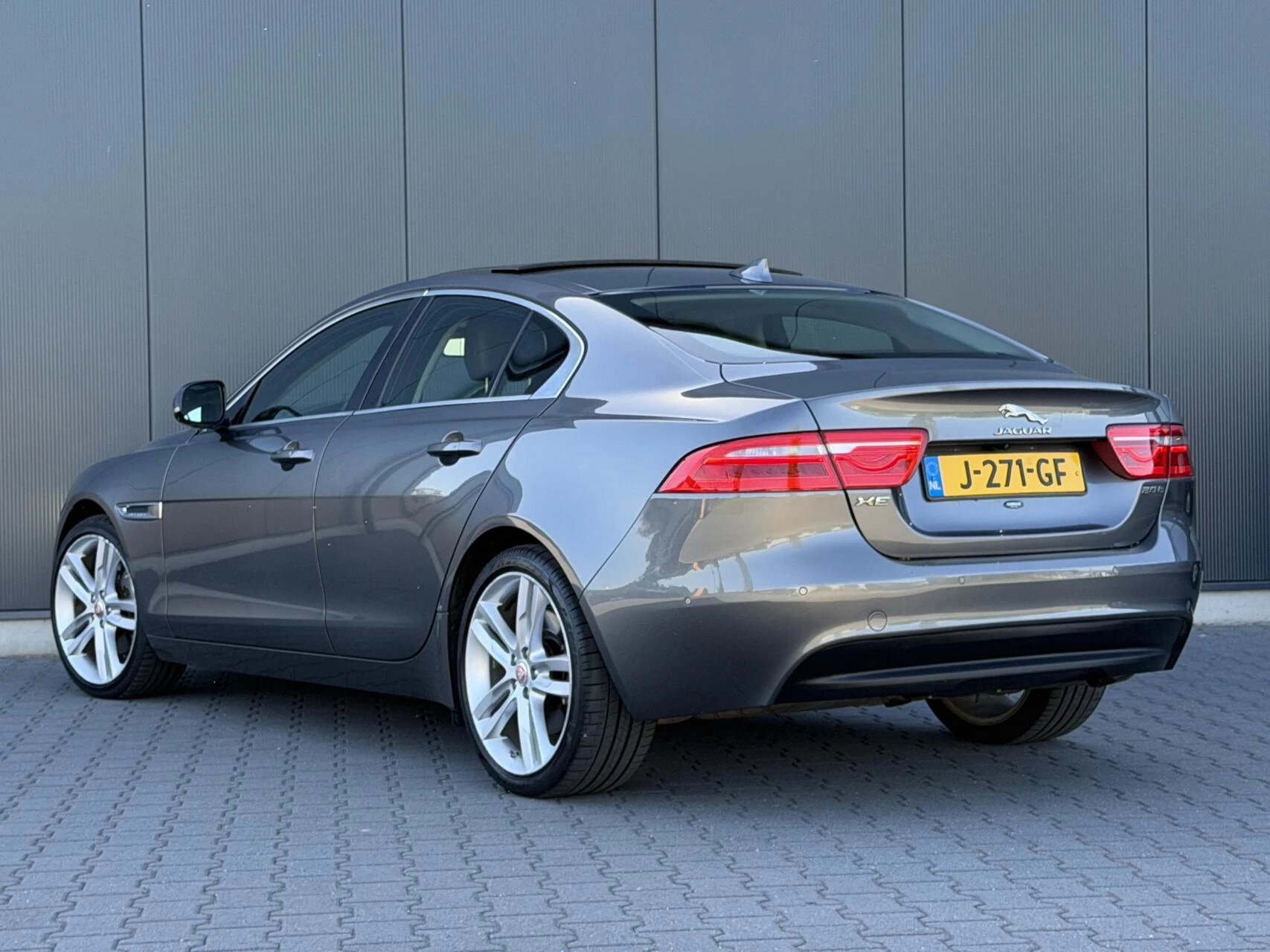Hoofdafbeelding Jaguar XE