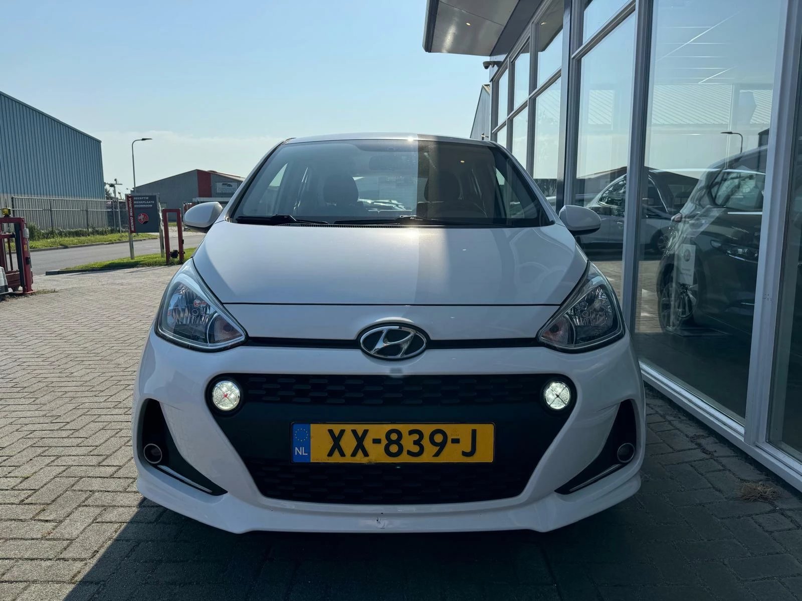 Hoofdafbeelding Hyundai i10