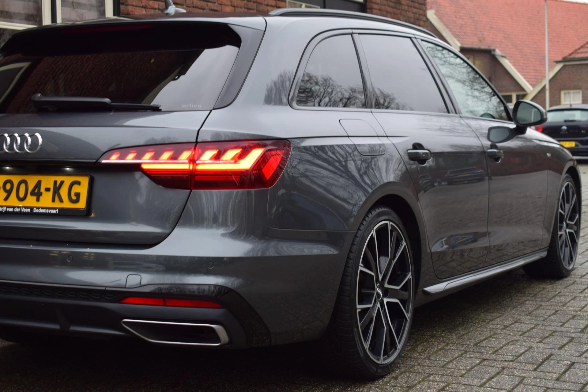 Hoofdafbeelding Audi A4