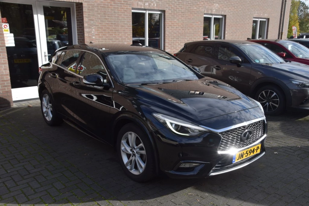Hoofdafbeelding Infiniti Q