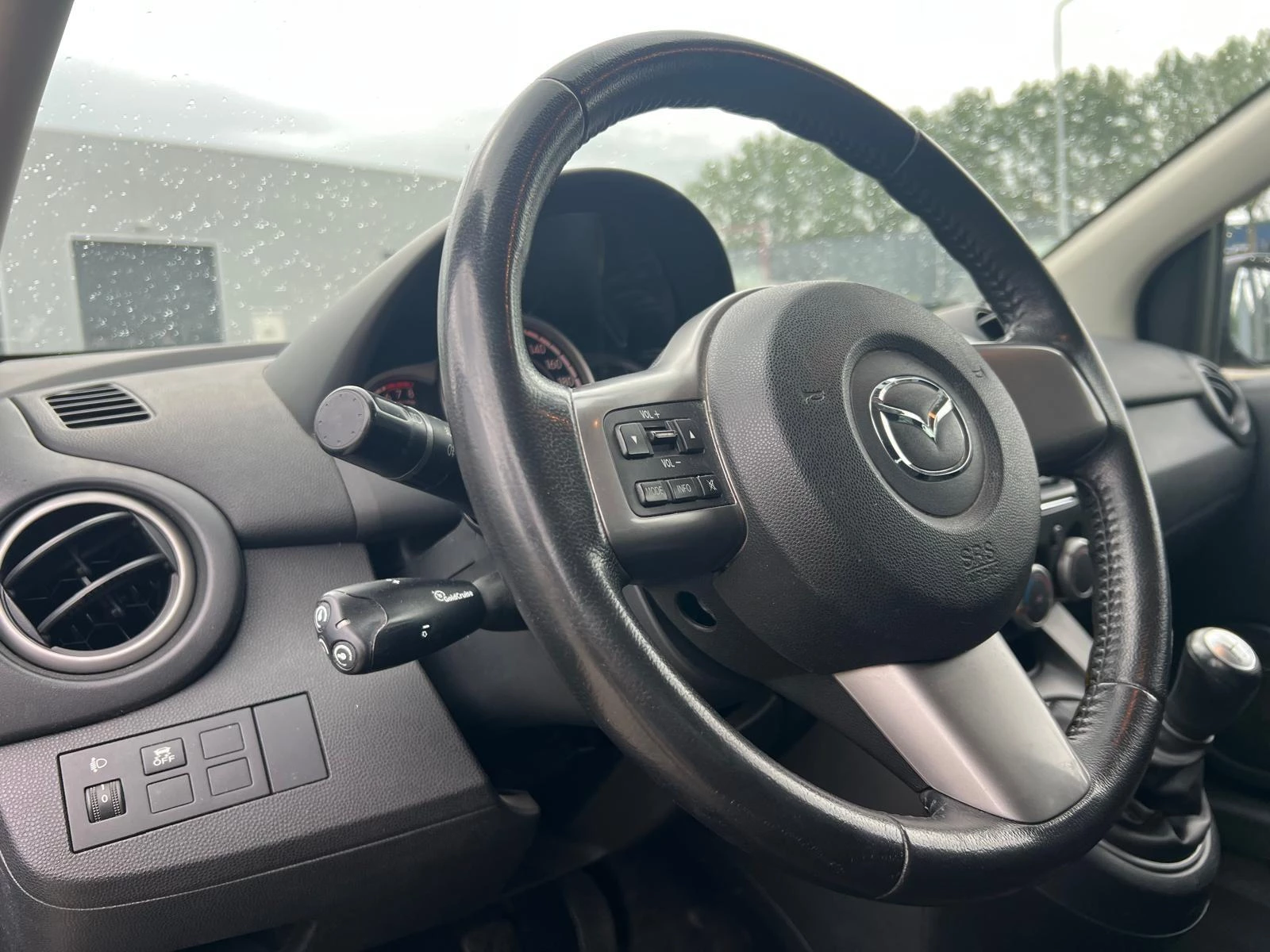 Hoofdafbeelding Mazda 2