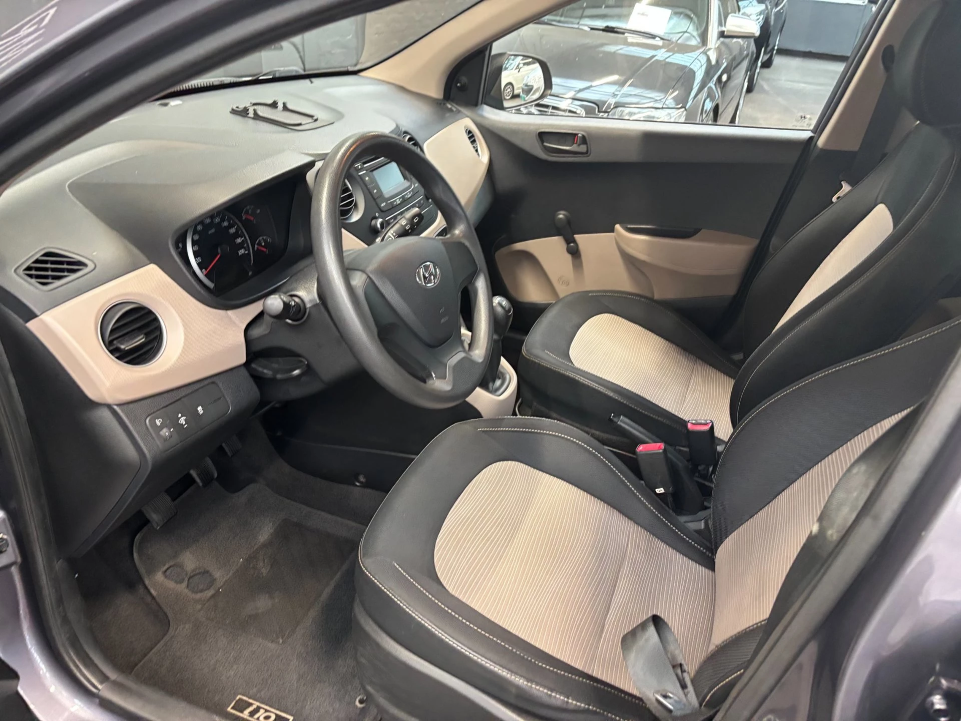 Hoofdafbeelding Hyundai i10