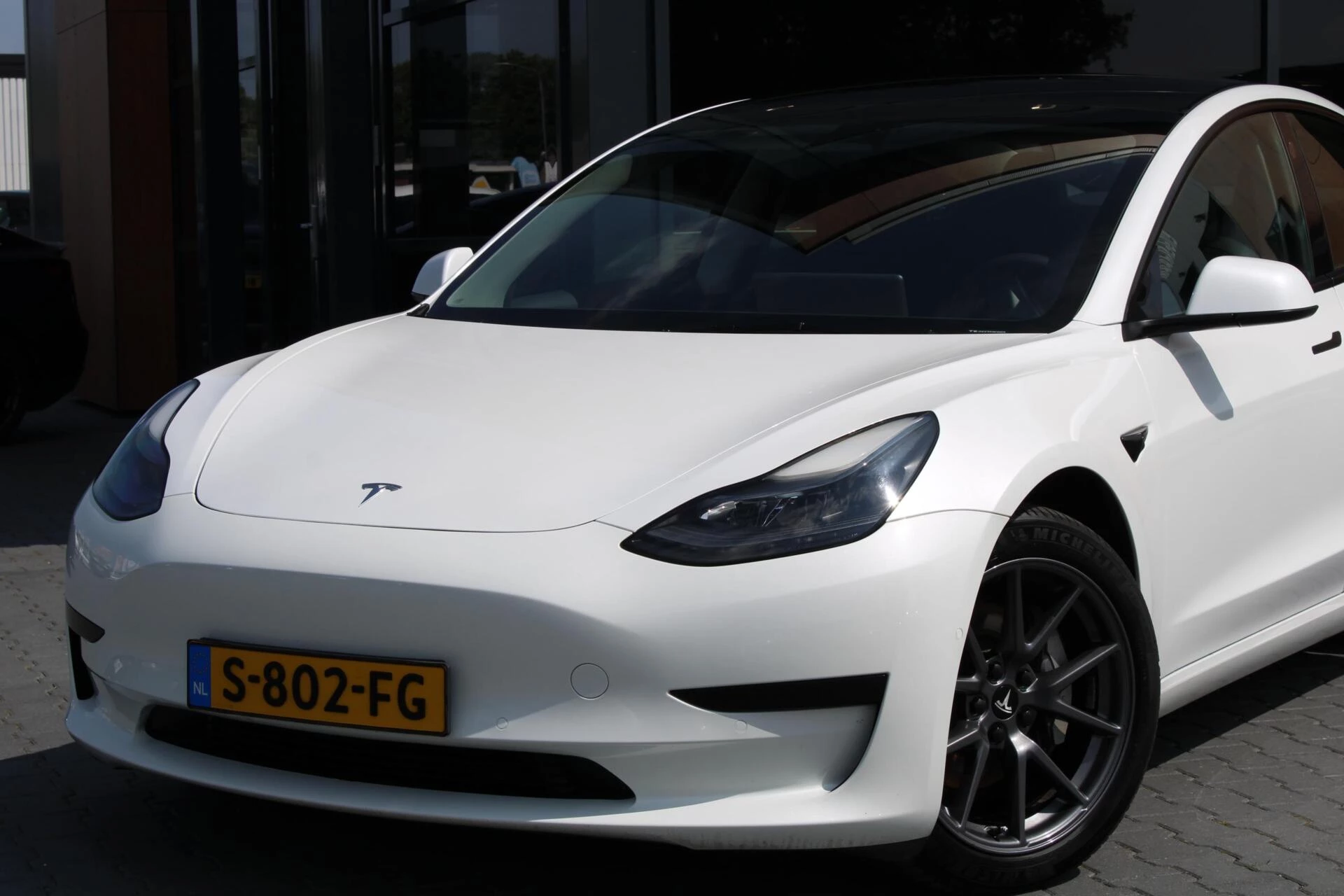 Hoofdafbeelding Tesla Model 3