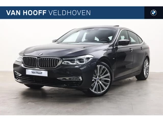 Hoofdafbeelding BMW 6 Serie BMW 6 Serie Gran Turismo 640i High Executive Luxury Line Automaat / Panoramadak / Comfortstoelen / Parking Assistant Plus / Head-Up / Adaptieve LED / Soft Close / Active Steering