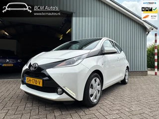 Hoofdafbeelding Toyota Aygo Toyota Aygo 1.0 VVT-i x-play |Led|CruiseControl|Camera|Airco|5Deurs|NAP|MultiMedia|