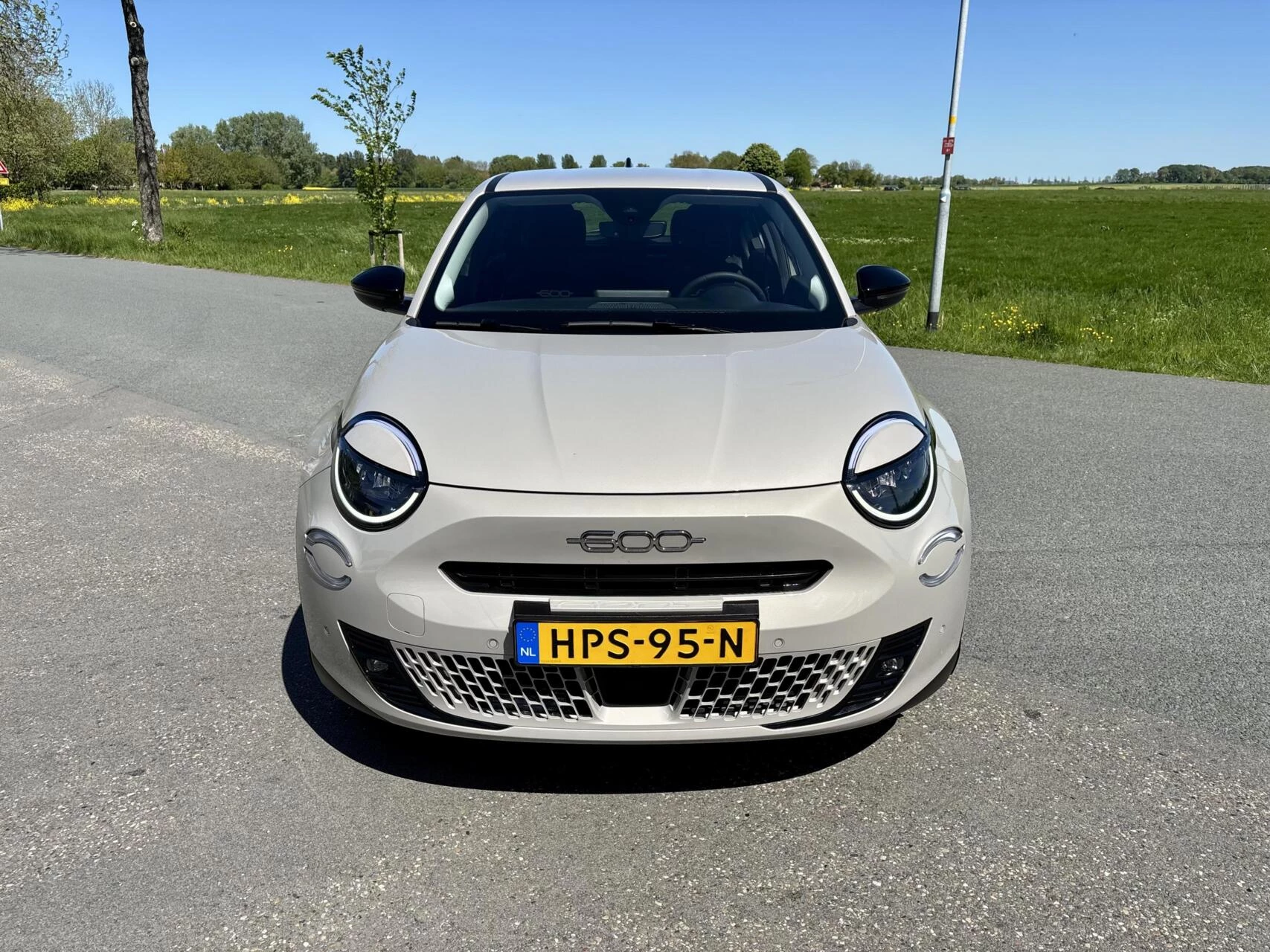 Hoofdafbeelding Fiat 600