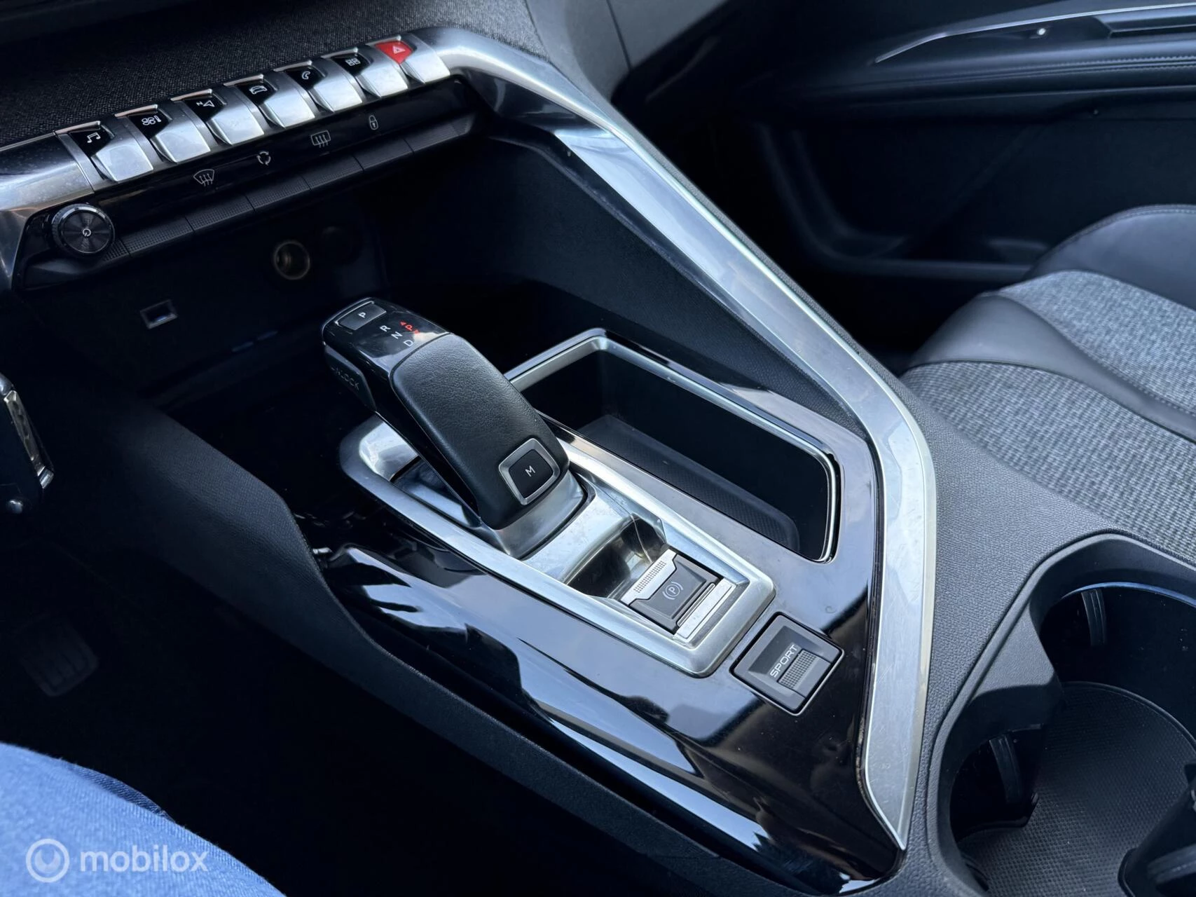 Hoofdafbeelding Peugeot 5008