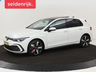 Volkswagen Golf 1.4 eHybrid GTE | Panoramadak |  Stoel & stuurverwarming | Trekhaak | Adaptive cruise | Sfeerverlichting | LED Plus | Carplay | Sportstoelen | Navigatie | PHEV | Plug In