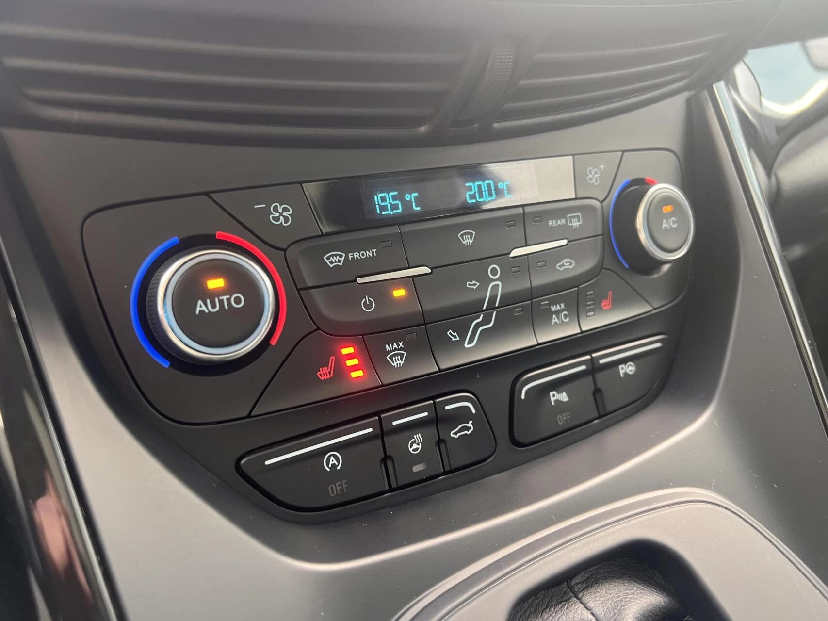 Hoofdafbeelding Ford C-MAX