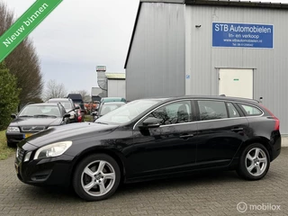 Volvo V60 1.6 T3 Momentum, Navi, Goed onderhouden