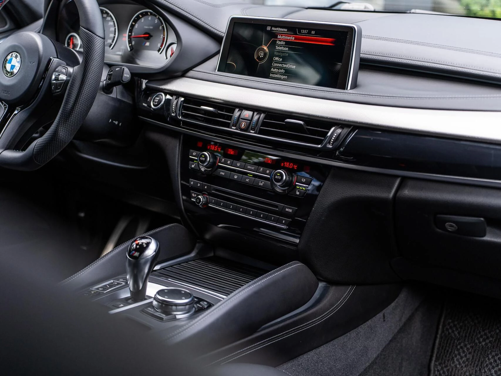 Hoofdafbeelding BMW X6