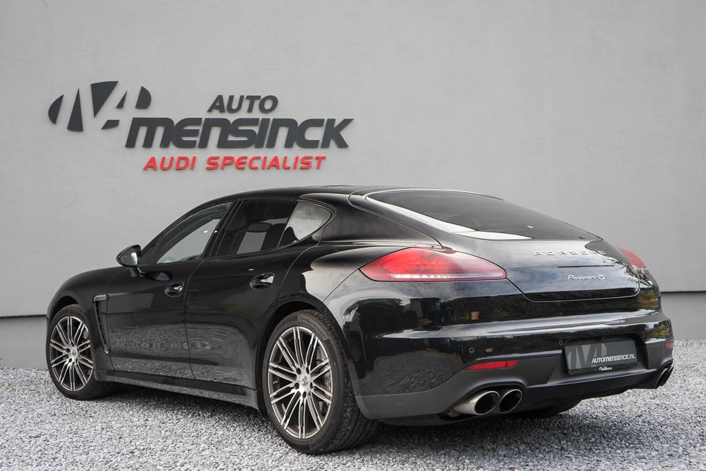 Hoofdafbeelding Porsche Panamera