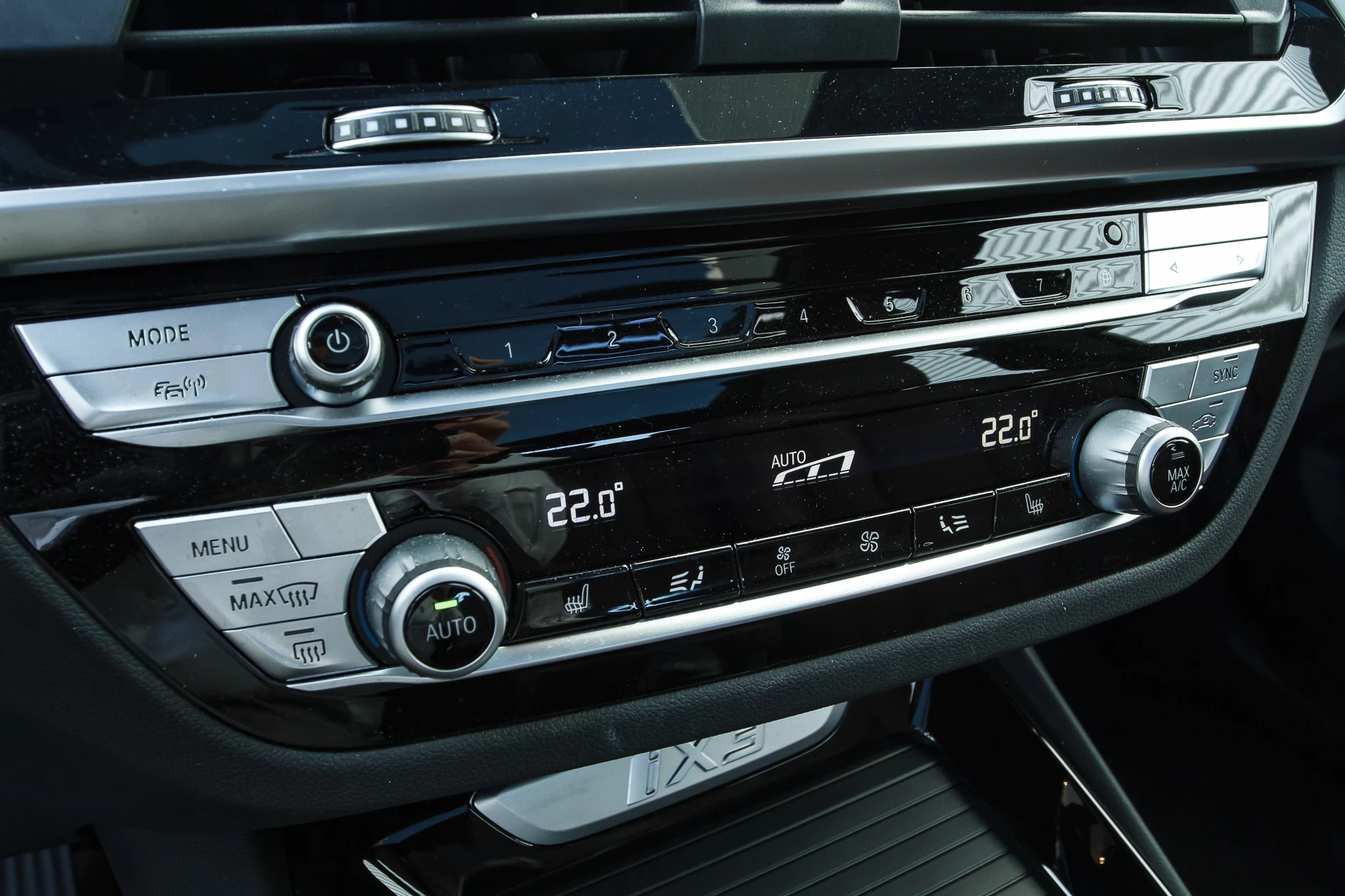 Hoofdafbeelding BMW iX3