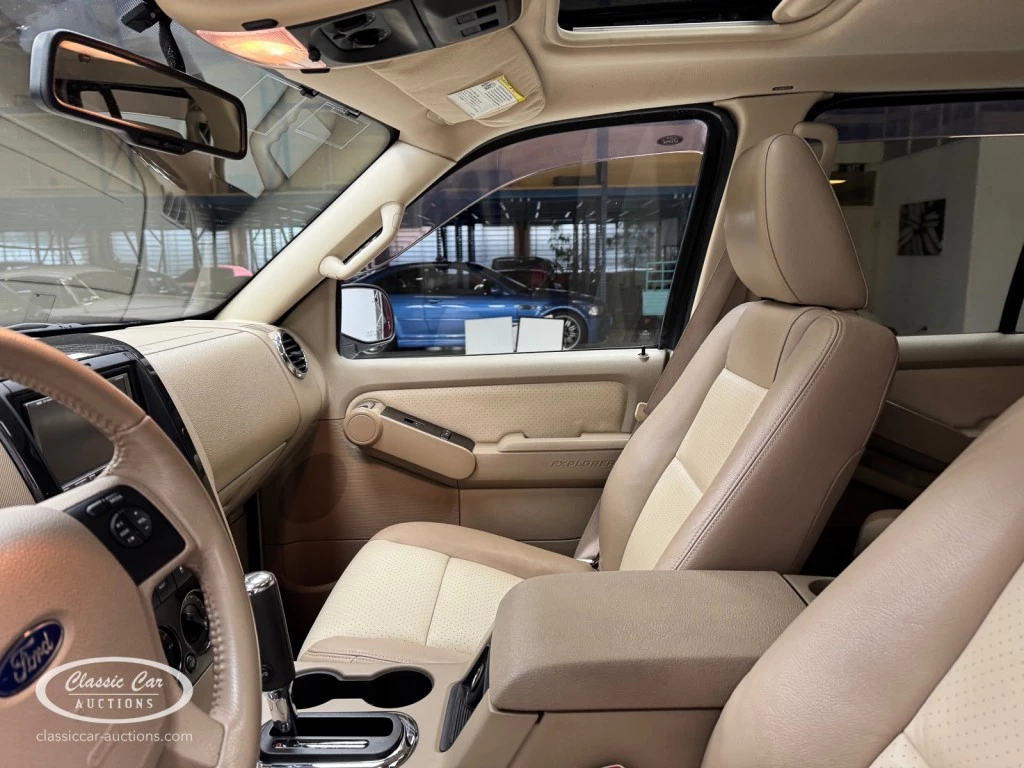 Hoofdafbeelding Ford Explorer