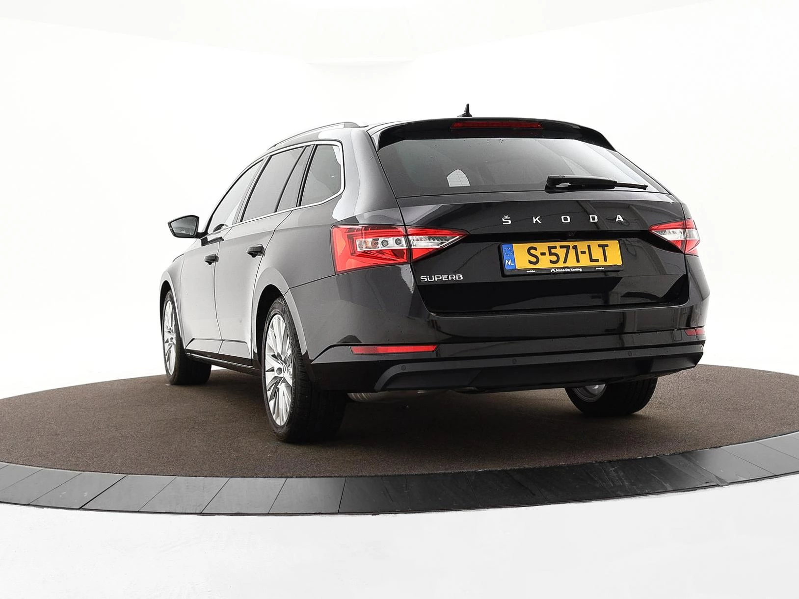 Hoofdafbeelding Škoda Superb