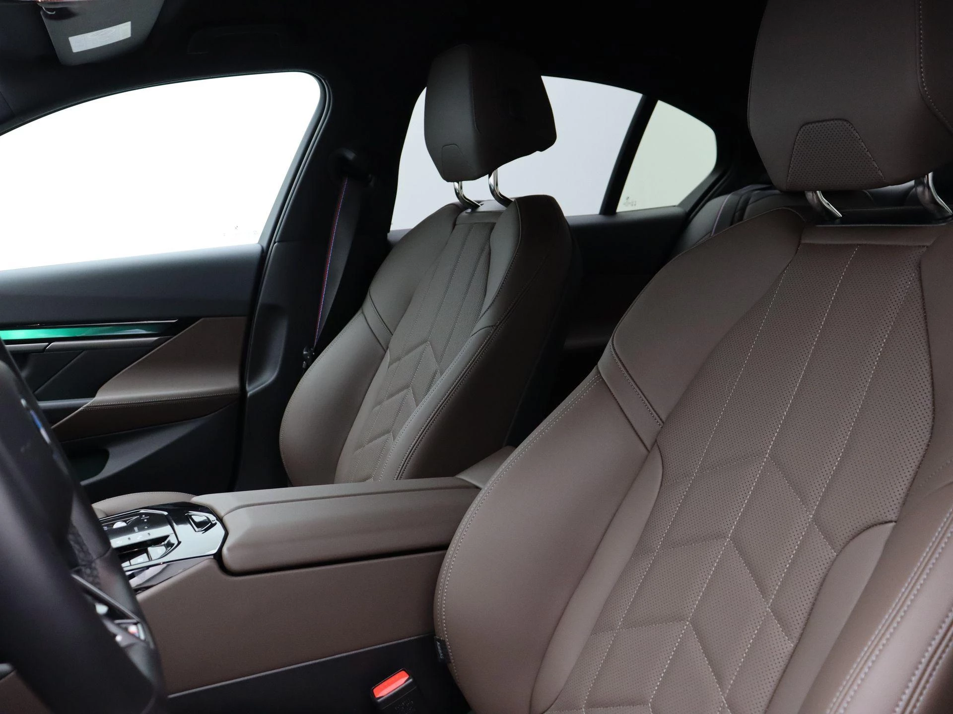 Hoofdafbeelding BMW i5