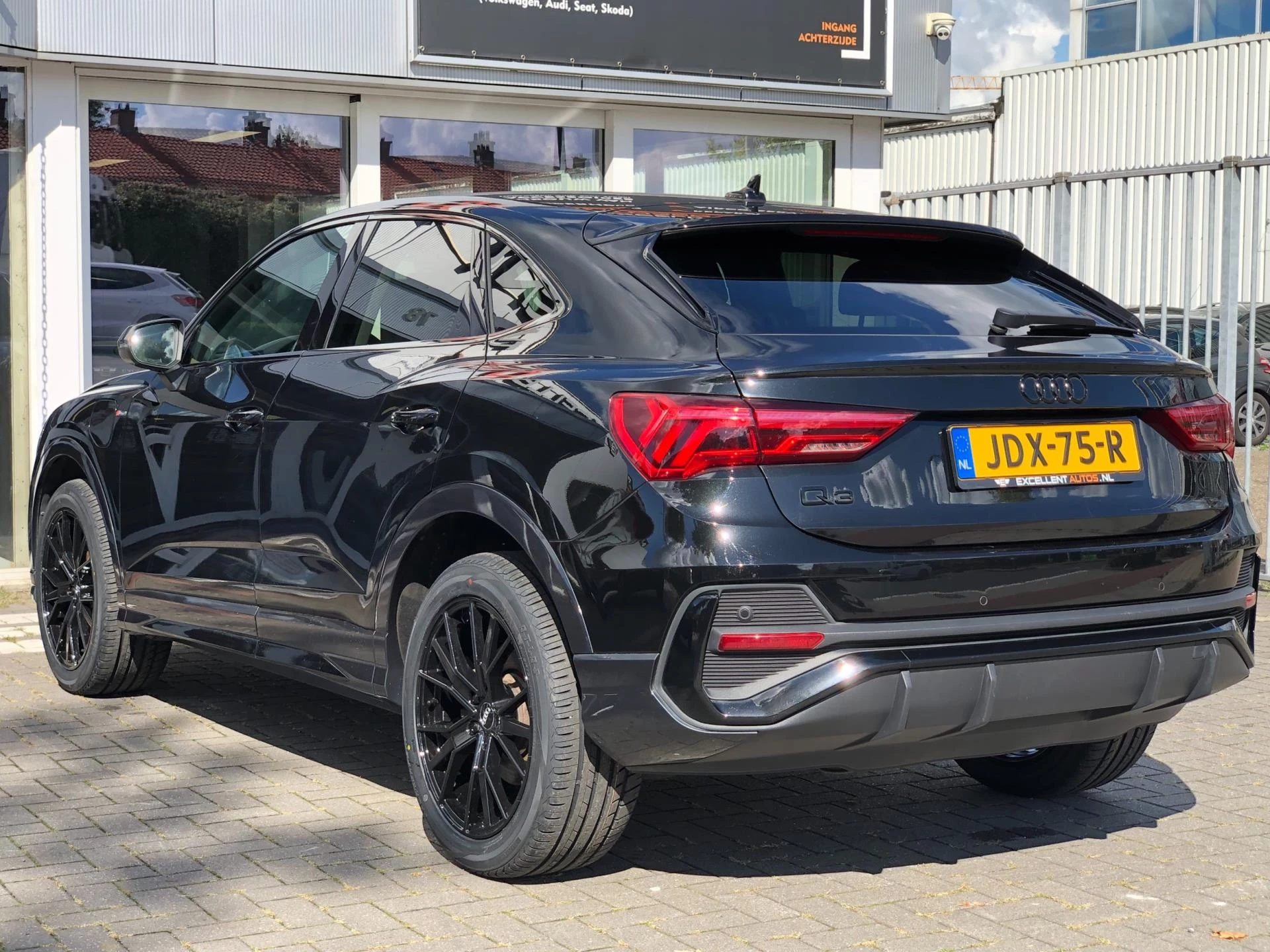 Hoofdafbeelding Audi Q3