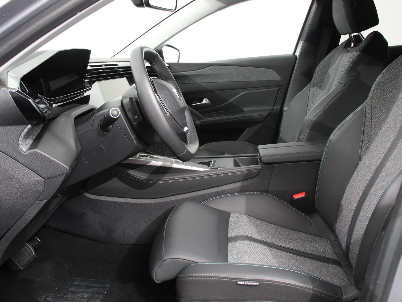 Hoofdafbeelding Peugeot 408