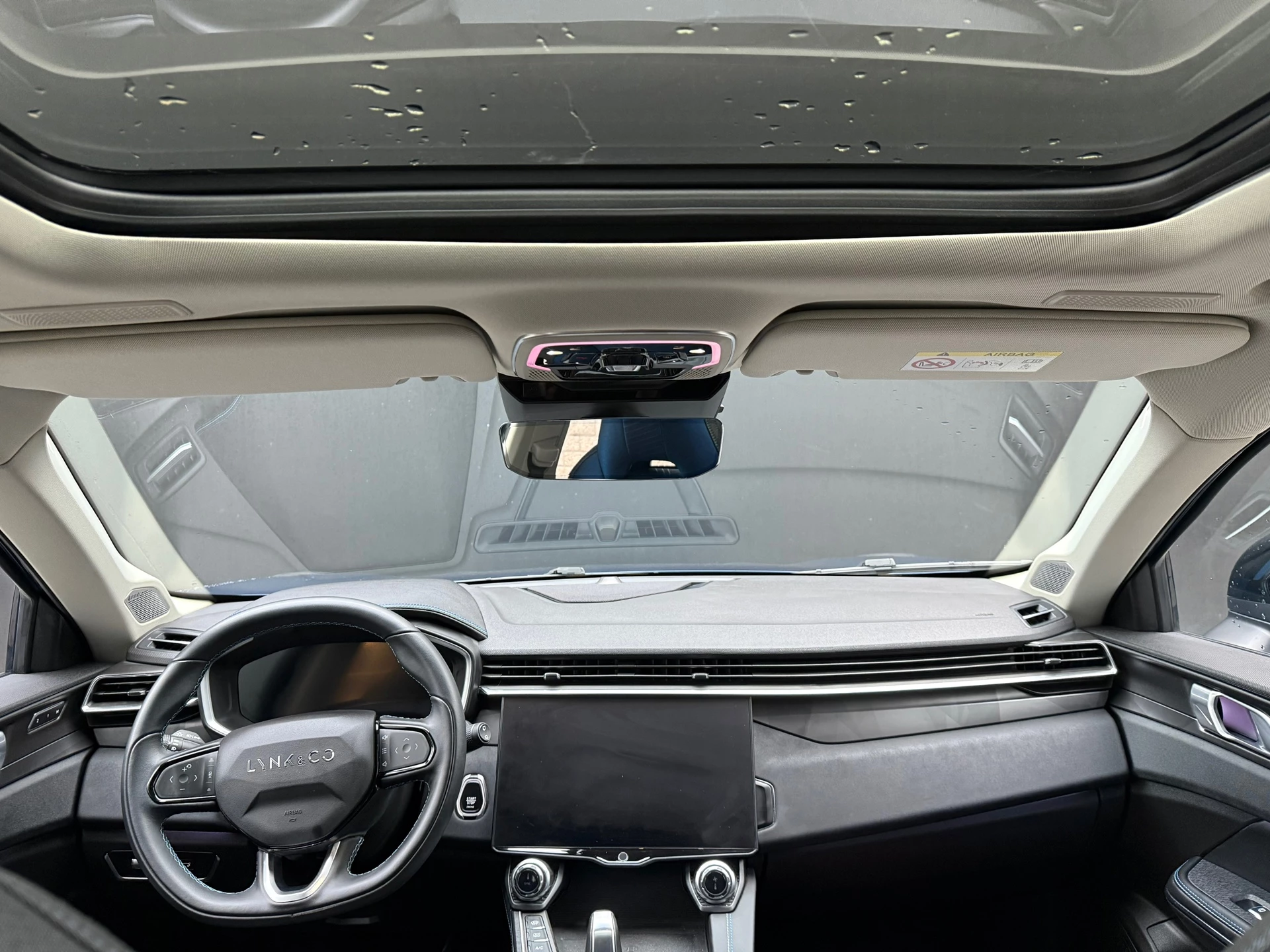 Hoofdafbeelding Lynk & Co 01